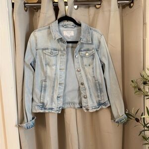 Time and Tru Faded Blue Denim Trucker Jacket